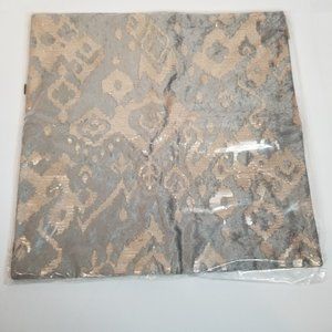 MOTINI 18" x 18"  Decorative Throw Pillow Covers